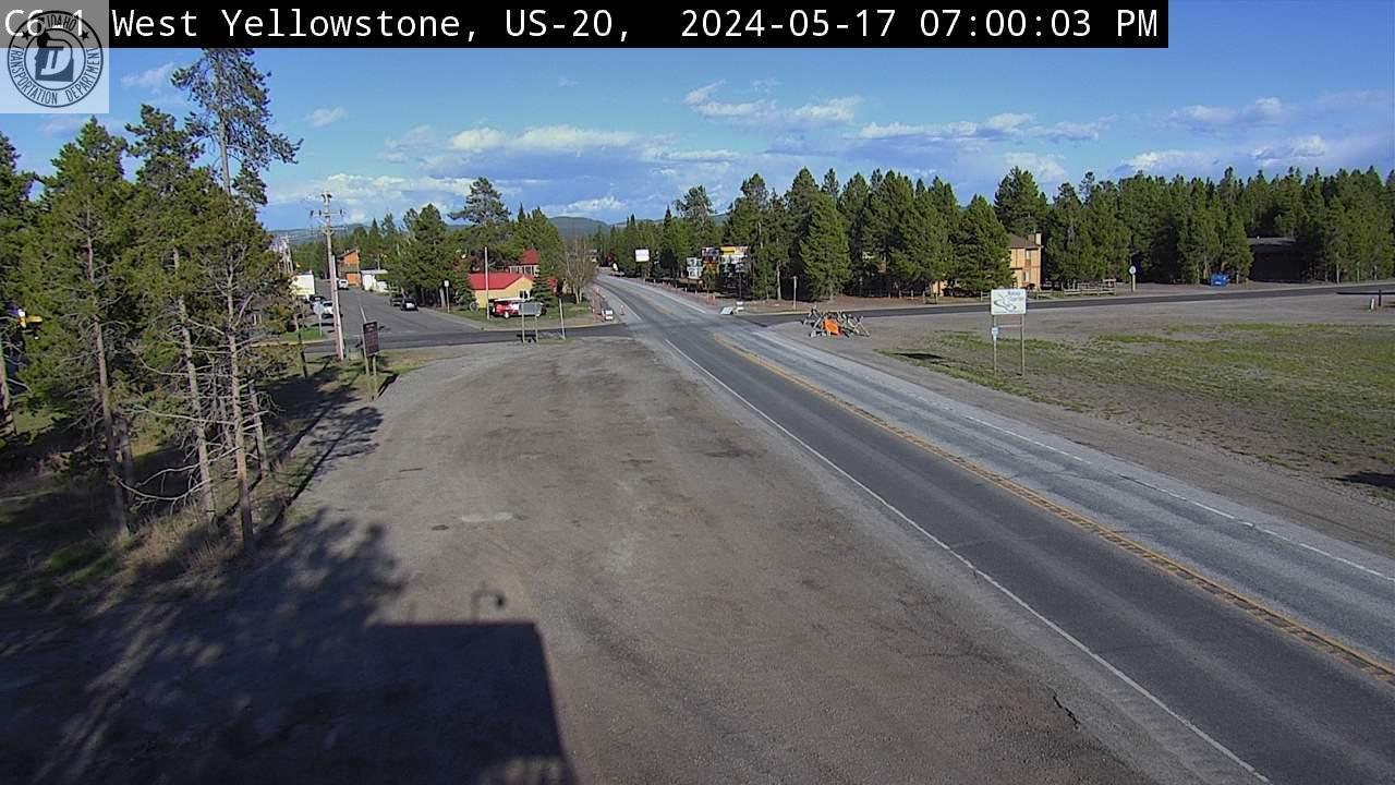 Traffic Cam West Yellowstone › West: US-20 - West
