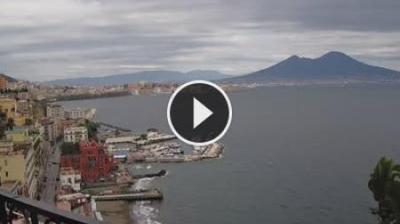 immagine della webcam nei dintorni di Mercato Pendino: webcam Posillipo