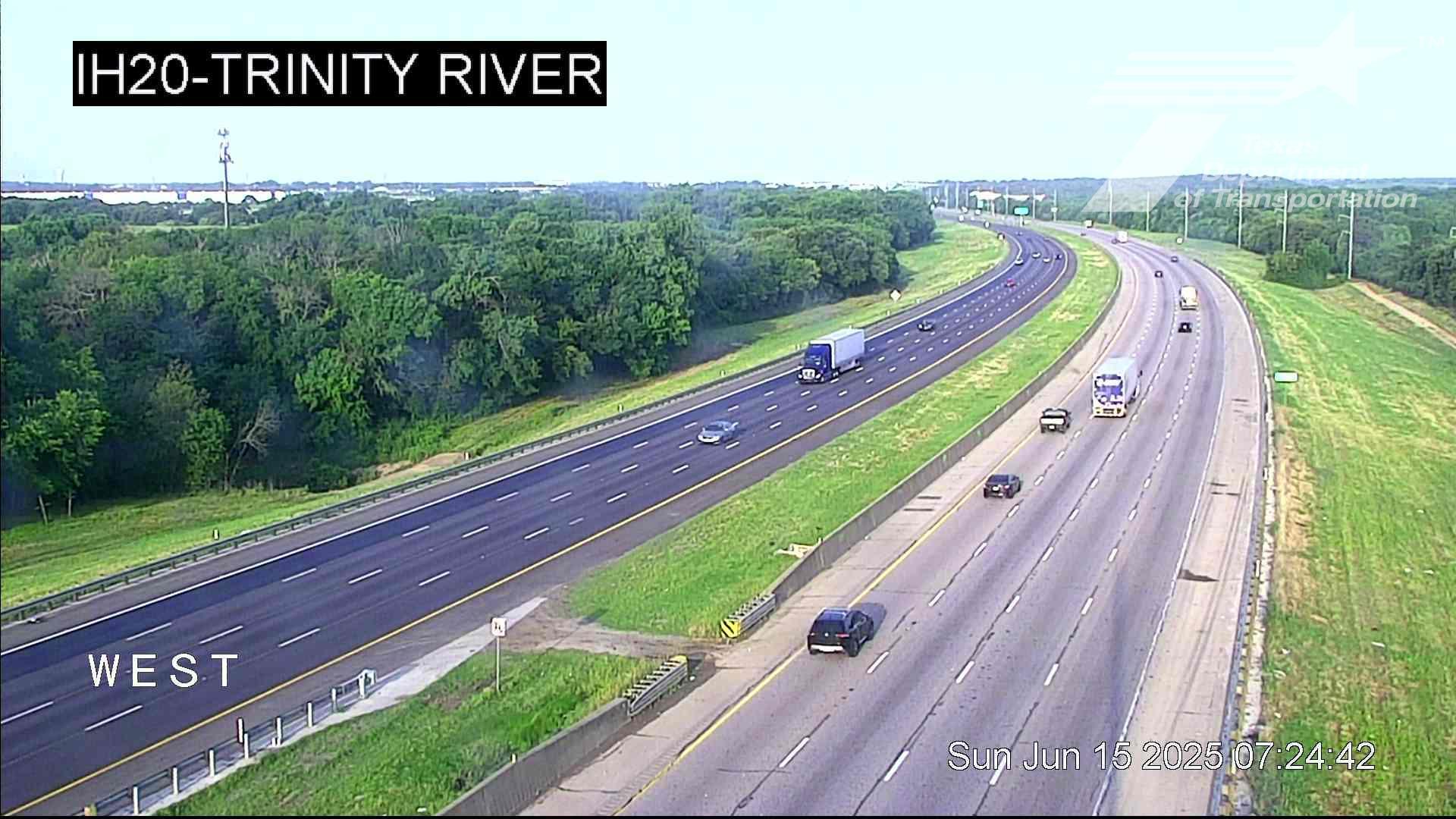 Traffic Cam Dallas › East: I-20 @ Trinity River