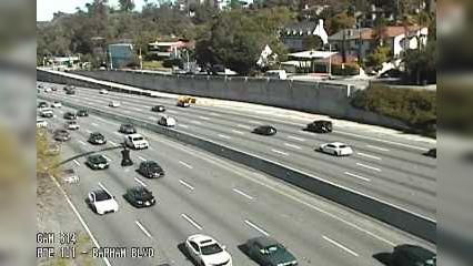 Traffic Cam Hollywood Hills: Camera 614 :: S101 - BARHAM BLVD: PM