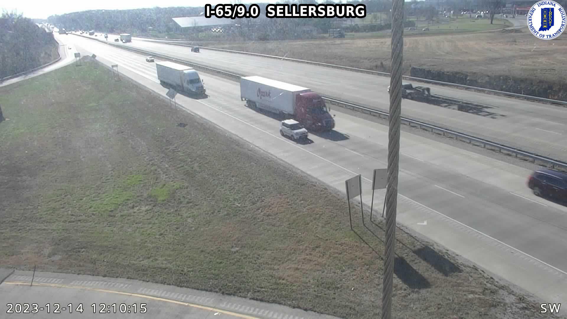 Traffic Cam Sellersburg: I-65: I-65/9.0 - I-65/9.0