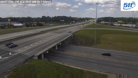 Traffic Cam Glyndale: 104811--2