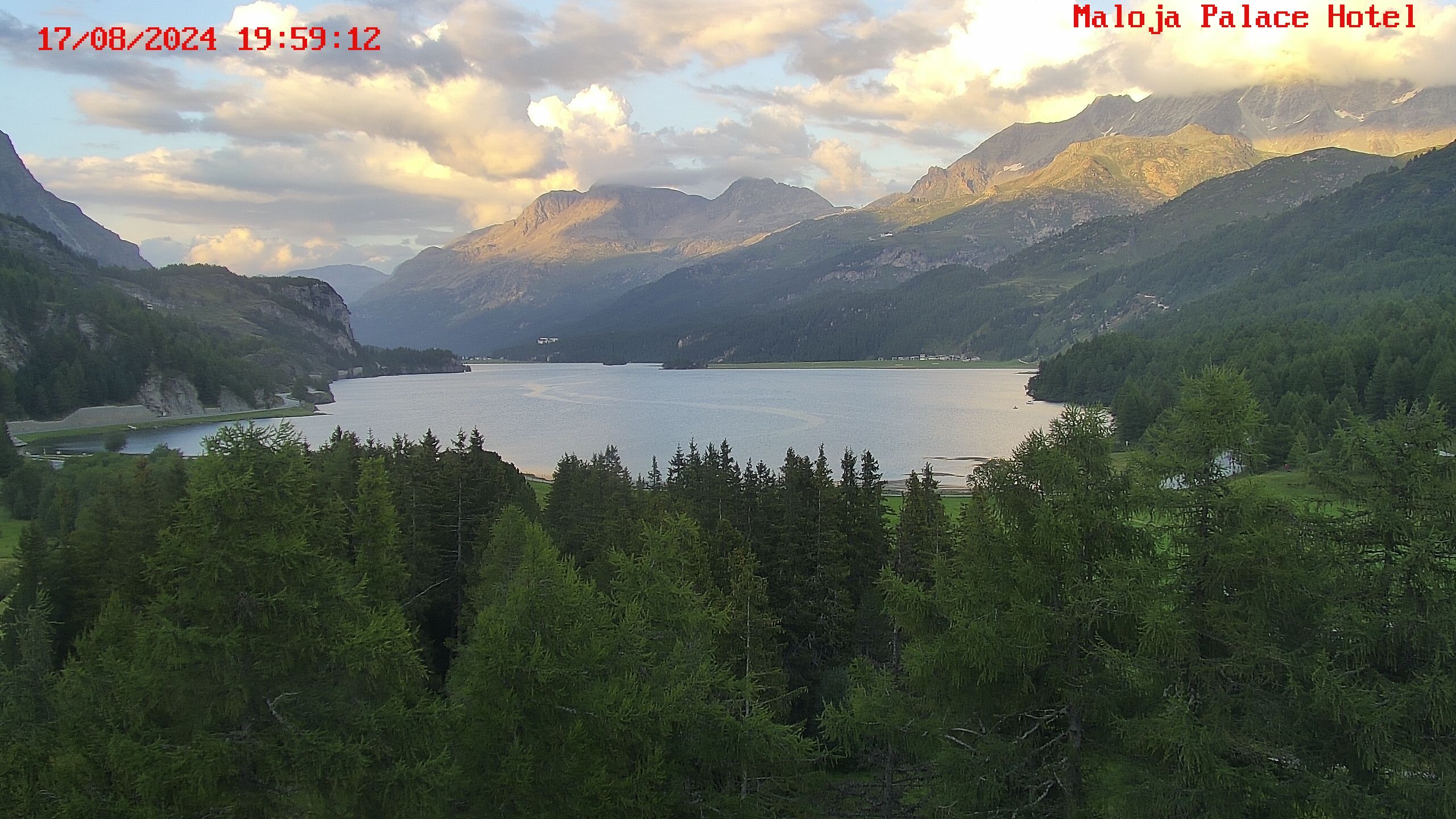 Bregaglia: Maloja webcam