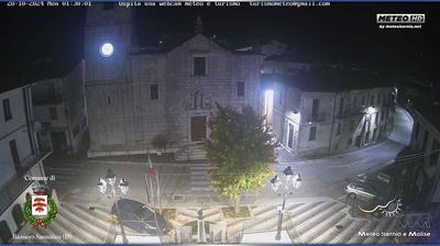 immagine della webcam nei dintorni di Monteroduni: webcam Rionero Sannitico