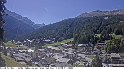 immagine della webcam nei dintorni di Passo Tonale: webcam Plaghera