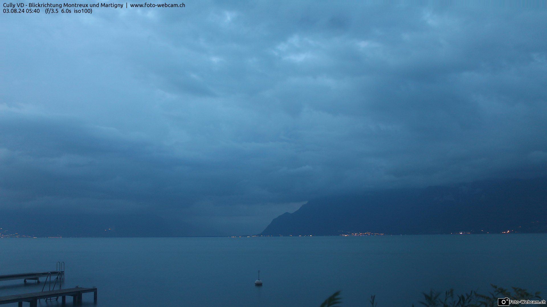 Bourg-en-Lavaux: Cully Genève - Blick richtung Montreux und Martiny