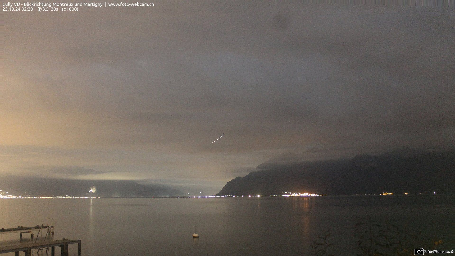 Bourg-en-Lavaux: Cully Genève - Blick richtung Montreux und Martiny