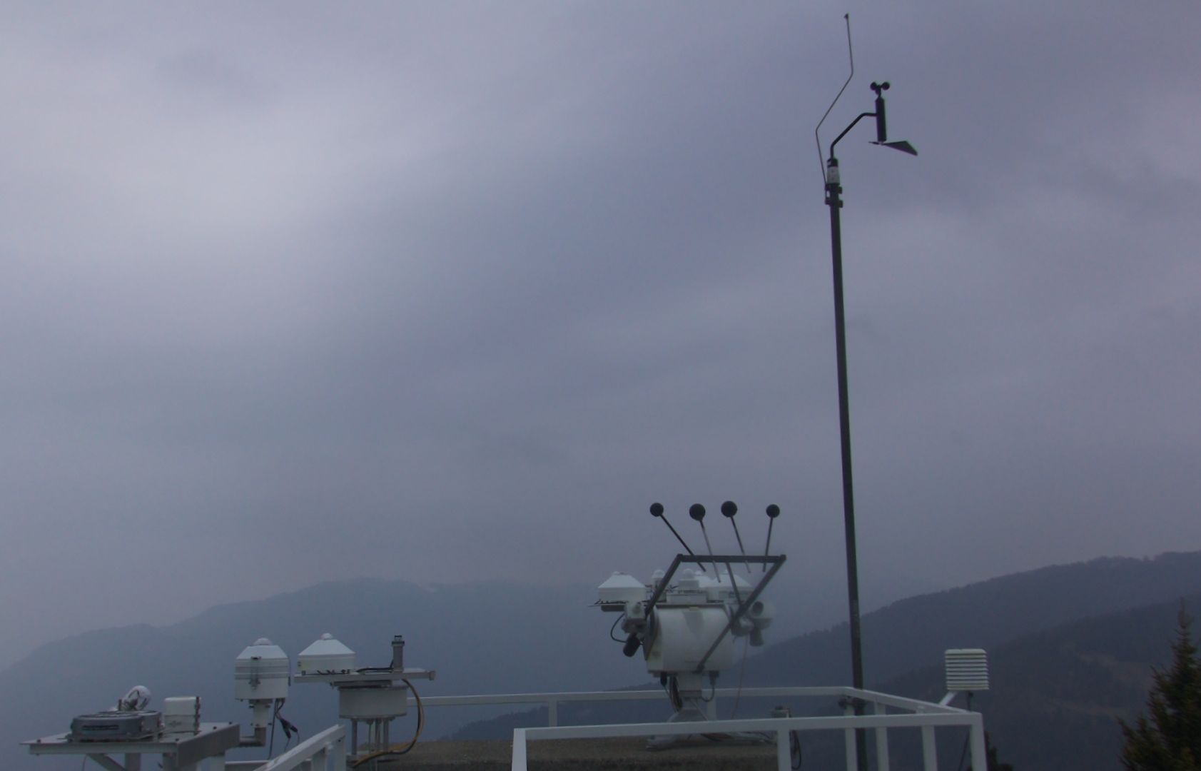 Traffic Cam Finkenstein am Faaker See: Observatorium Kanzelhöhe 270° 4