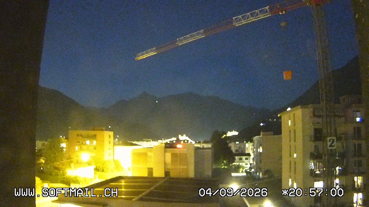Bellinzona › Norden: Tessin, Schweiz: Giubiasco Richtung 3 Castelli di