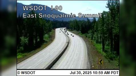 Traffic Cam Hyak: I-90 at MP 53.4: East Snoqualmie Summit