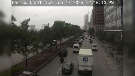 Traffic Cam New York: Route 9A @ North Moore Street