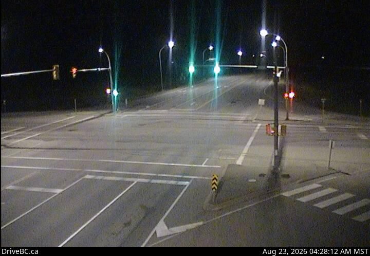 Traffic Cam Dawson Creek › West: Hwy 97 at Dangerous Goods Route, west of - looking west