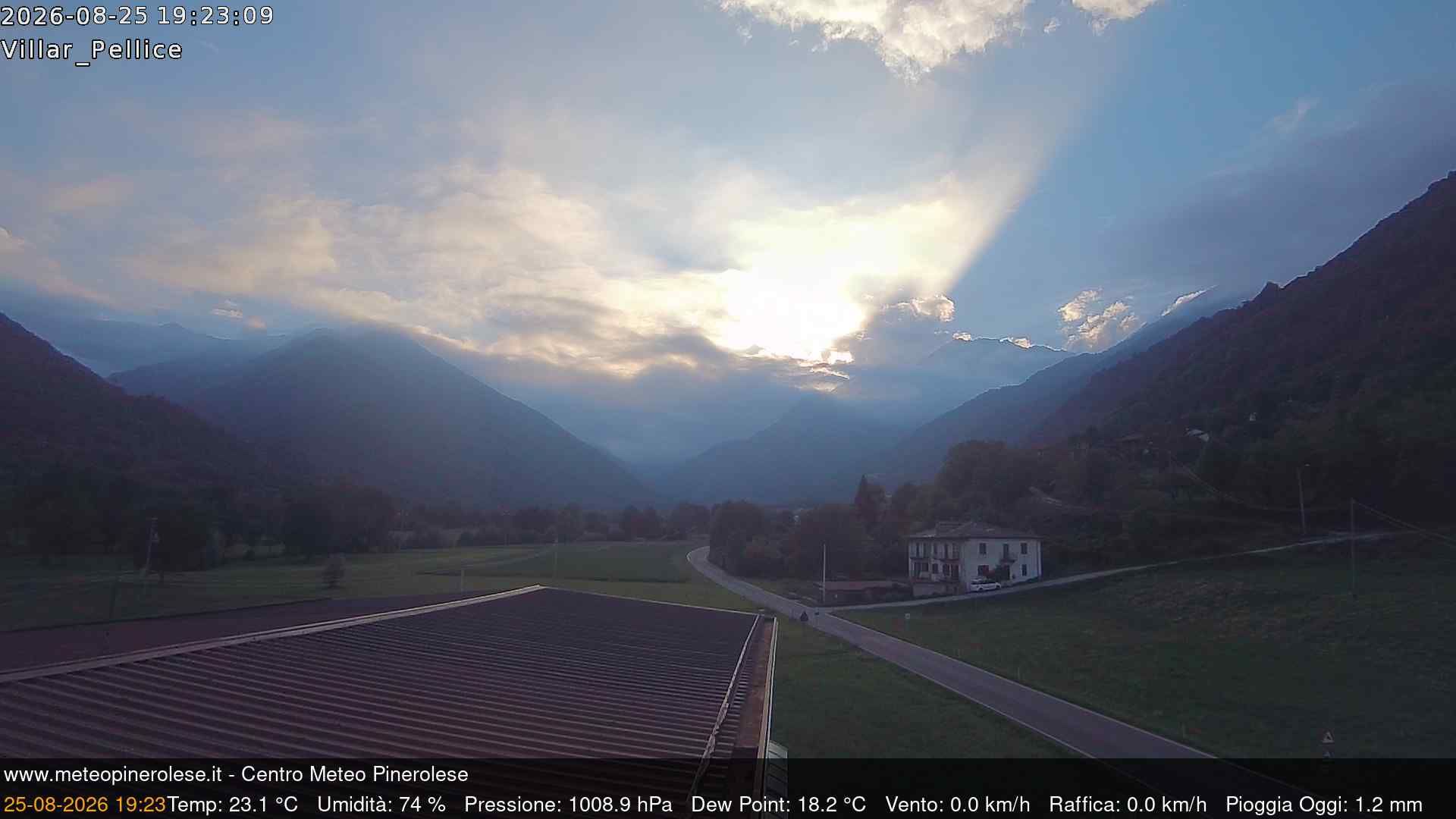 Traffic Cam Villar Pellice › West: Bric Bouchet