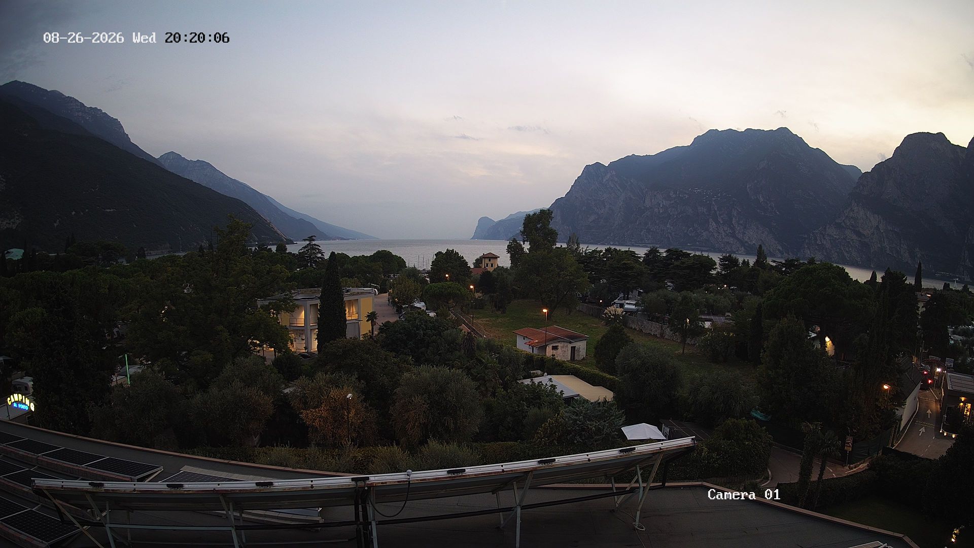 Traffic Cam Nago-Torbole › South: Residence Hotel Toblini - Nago–Torbole