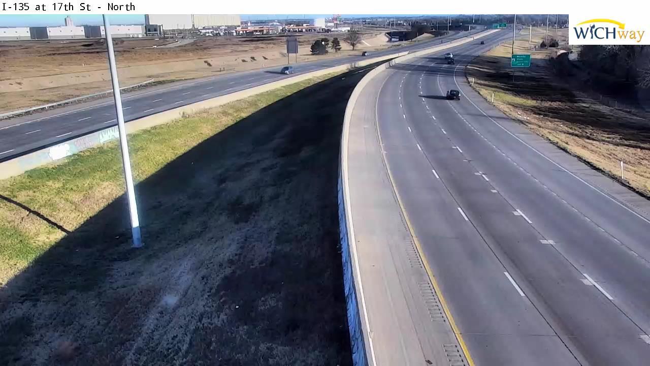 Traffic Cam Wichita: I-135 at 17th