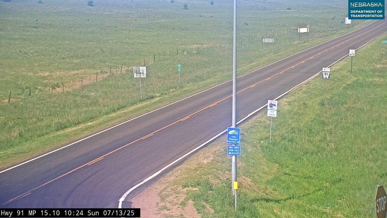 Traffic Cam Brewster › West: NE 91: E of - West