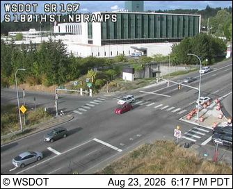 Traffic Cam Renton: SR 167 at MP 24.42: S 180th, NB Ramp