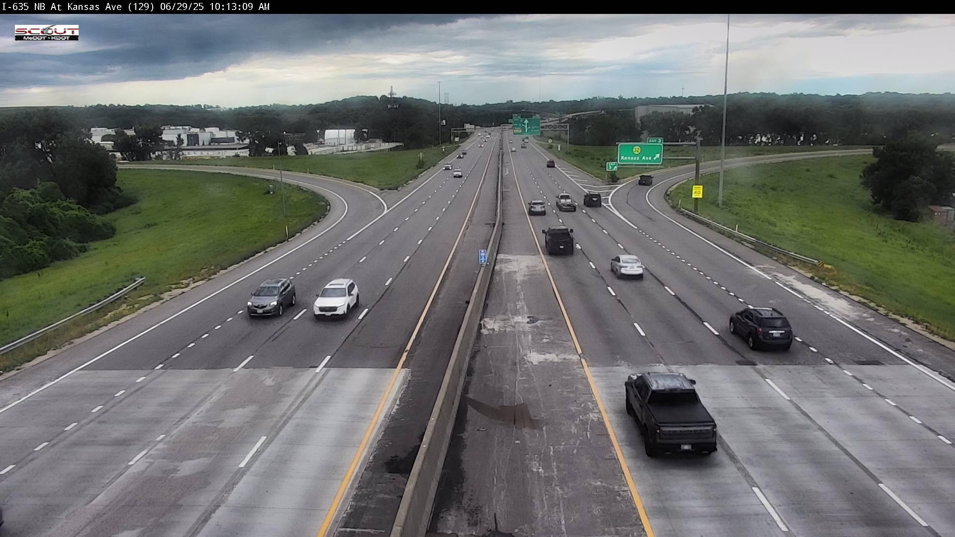 Traffic Cam Kansas City: I- N @ at - AVE