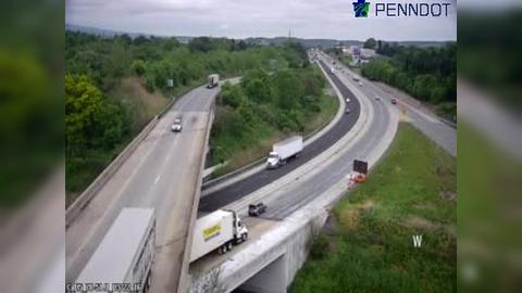 Traffic Cam Upper Macungie Township: I-78 @ EXIT 51 (US 22 EAST PA TURNPIKE/LEHIGH VALLEY INTERNATIONAL AIRPORT)