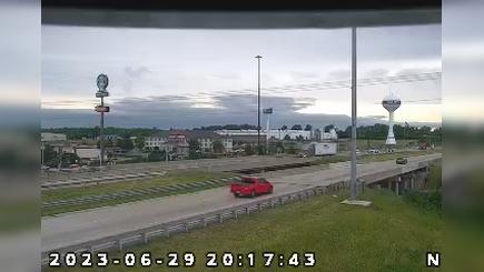 Traffic Cam Upland: I-69: 1-069-259-1-1-rwis GAS CITY
