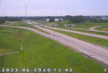 Traffic Cam Jeffersonville: I-265: 1-265-009-5-1 SR 62/PORT RD