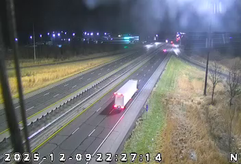 Traffic Cam Pendleton: I-69: 1-069-218-8-2 SR