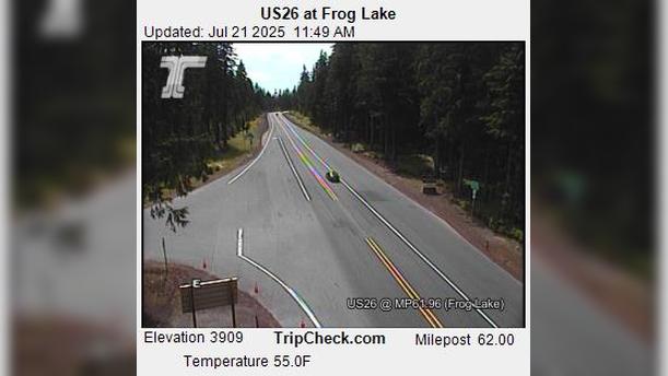 Traffic Cam Clackamas: US26 at Frog Lake