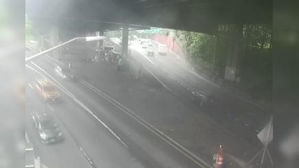 Traffic Cam New York › East: I-495 at 48th Street/Lower Level