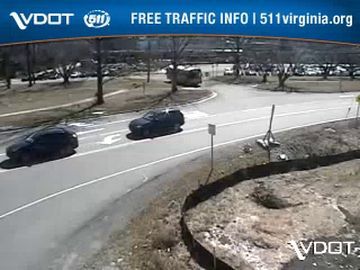 Traffic Cam Broyhill-Langley Estates: Georgetown Pike @ Balls Hill Road