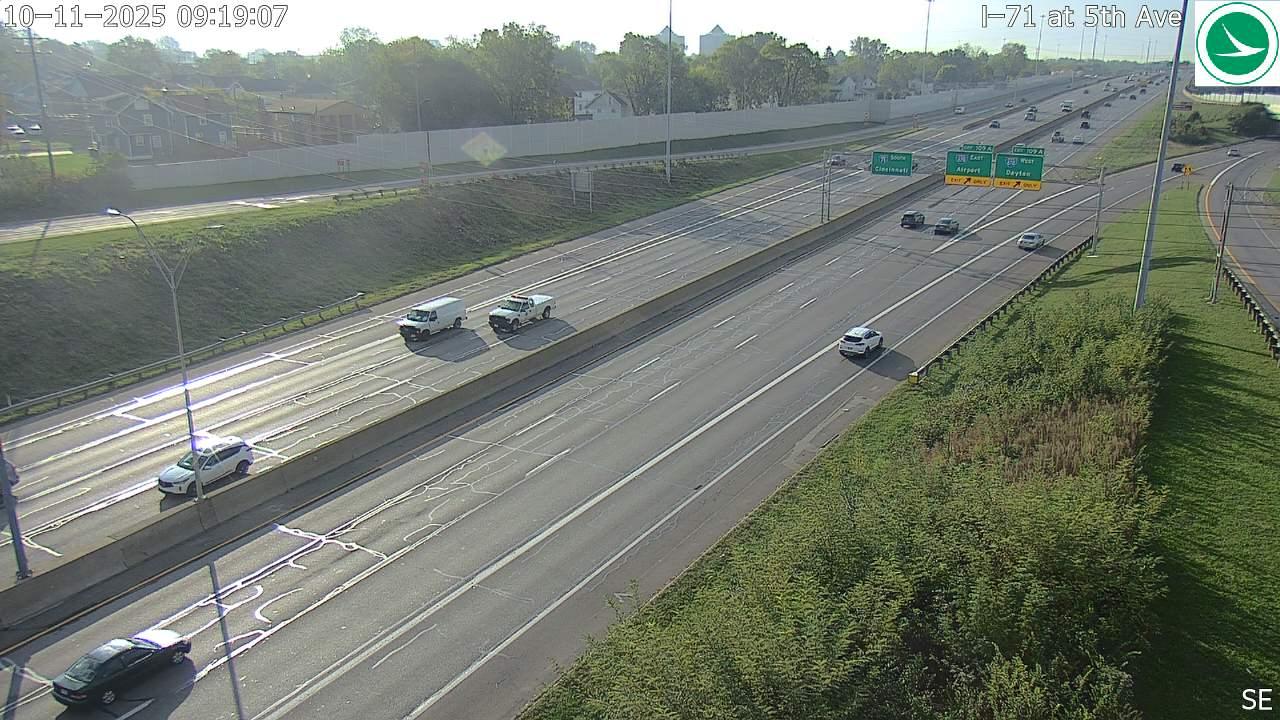 Traffic Cam Milo-Grogan: City of Columbus) I-71 at 5th Ave