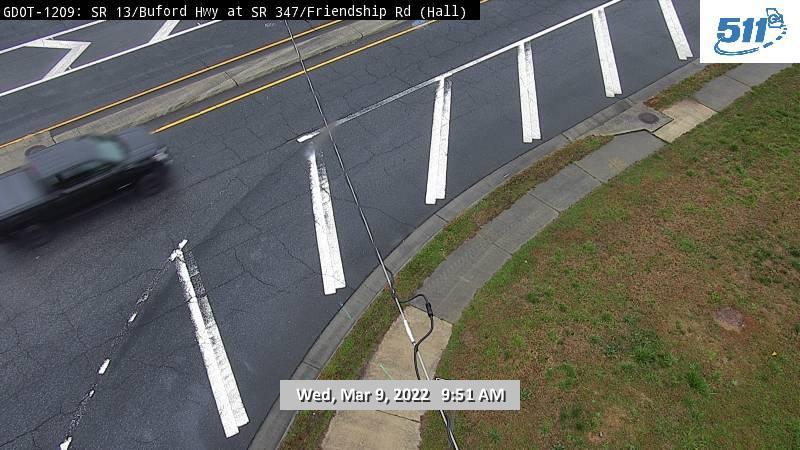 Traffic Cam Buford: HALL-CAM-