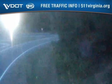 Traffic Cam Rosstown: I-66 - N Exit 28 - Bus