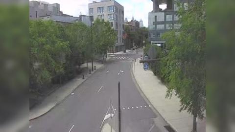 Traffic Cam Philadelphia: RACE ST EAST OF 2ND ST
