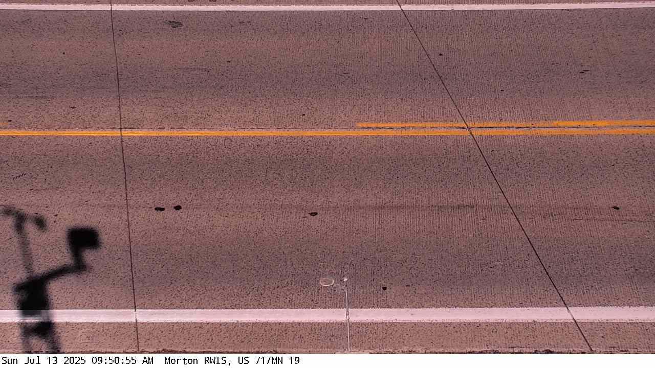 Traffic Cam Morton: US 71: T.H.19 - MP 78): T.H.19 - MP 78) View