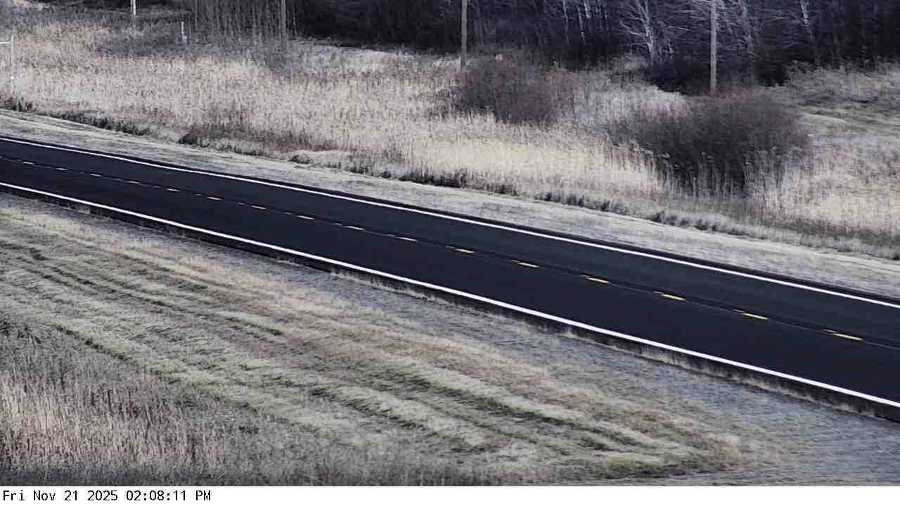 Traffic Cam Big Falls: US 71: U.S.71 (Margie - MP 379): U.S.71 (Margie - MP 379) View