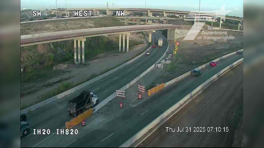 Traffic Cam Fort Worth › East: IH20 @ IH820