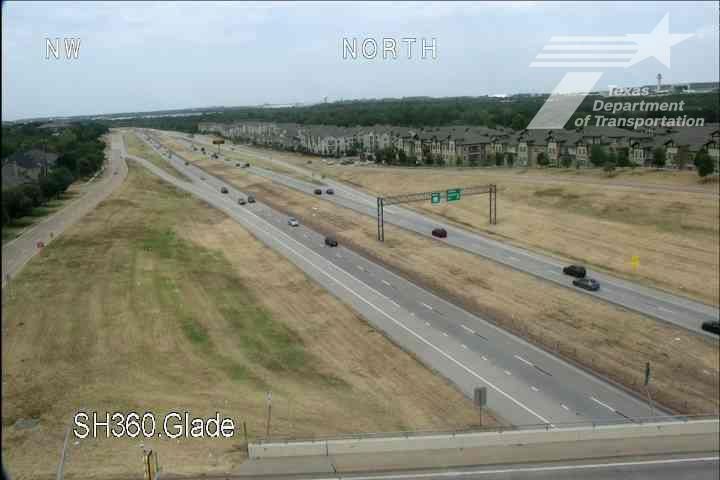 Traffic Cam Euless › North: SH 360 @ Glade