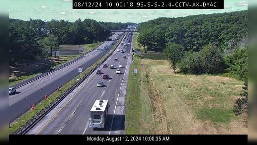 Traffic Cam Kittery: 95 SS 2.4 CCTV MTA