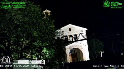 immagine della webcam nei dintorni di Rocca di Cambio: webcam Casale San Nicola (alto)