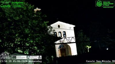 immagine della webcam nei dintorni di Ofena: webcam Casale San Nicola (alto)