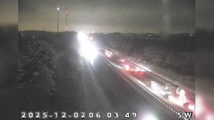 Traffic Cam Idlewold: I-69: 1-069-217-6-1 S OF SR