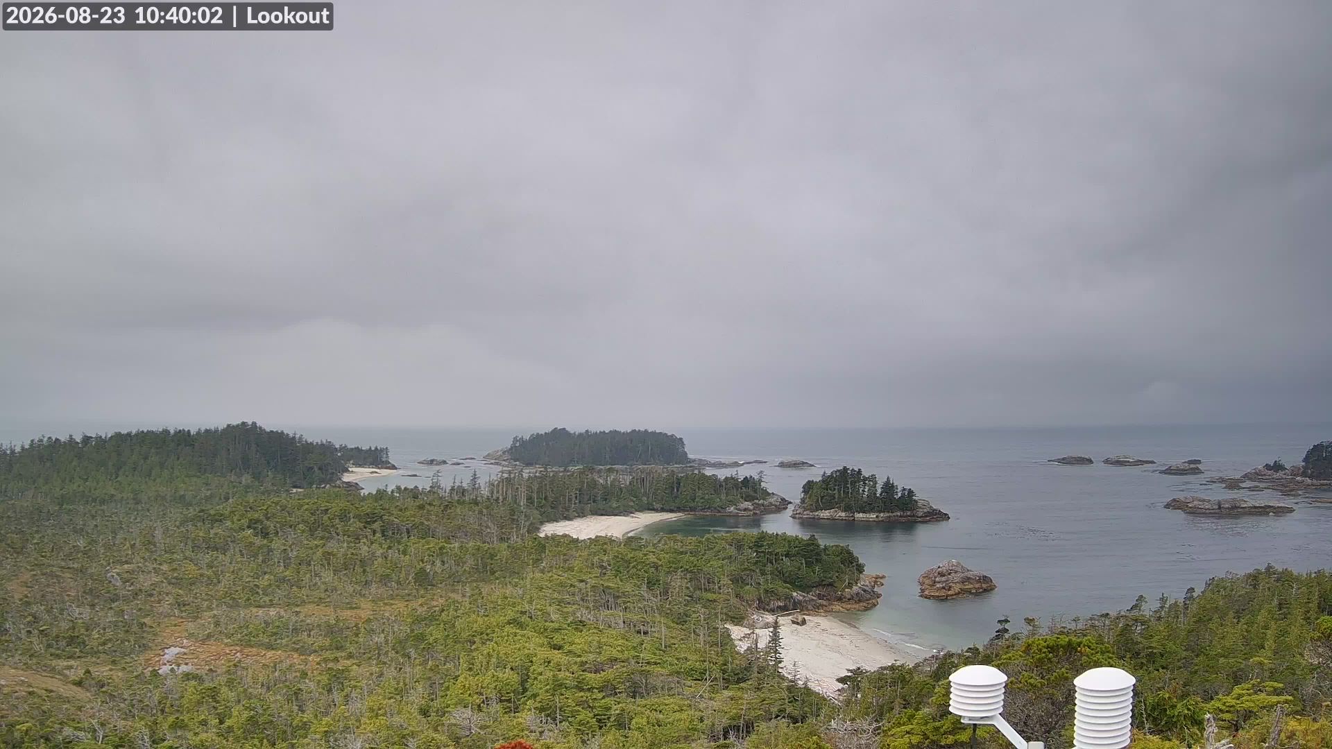 Traffic Cam British Columbia: Calvert Island: West Beach Lookout