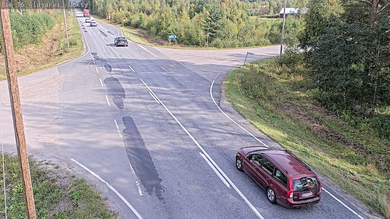Traffic Cam Alajarvi: Tie - Möksy - Kyyjärvelle