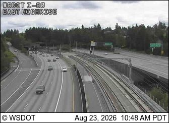 Traffic Cam Mercer Island: I-90 at MP 5.7: Floating Bridge, East Highrise