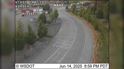 Canadian Border: Traffic & Landscape