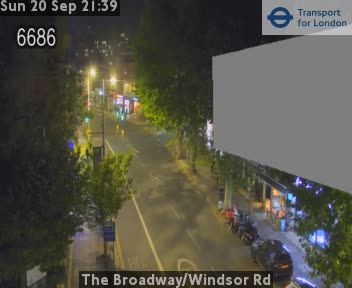 Traffic Cam London Borough of Ealing: The Broadway/Windsor Rd