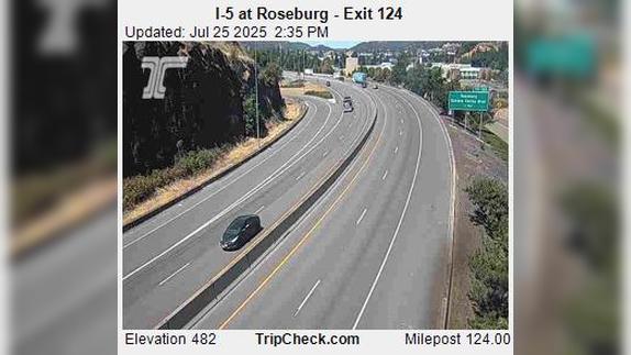 Traffic Cam Roseburg: I-5 at - Exit 124