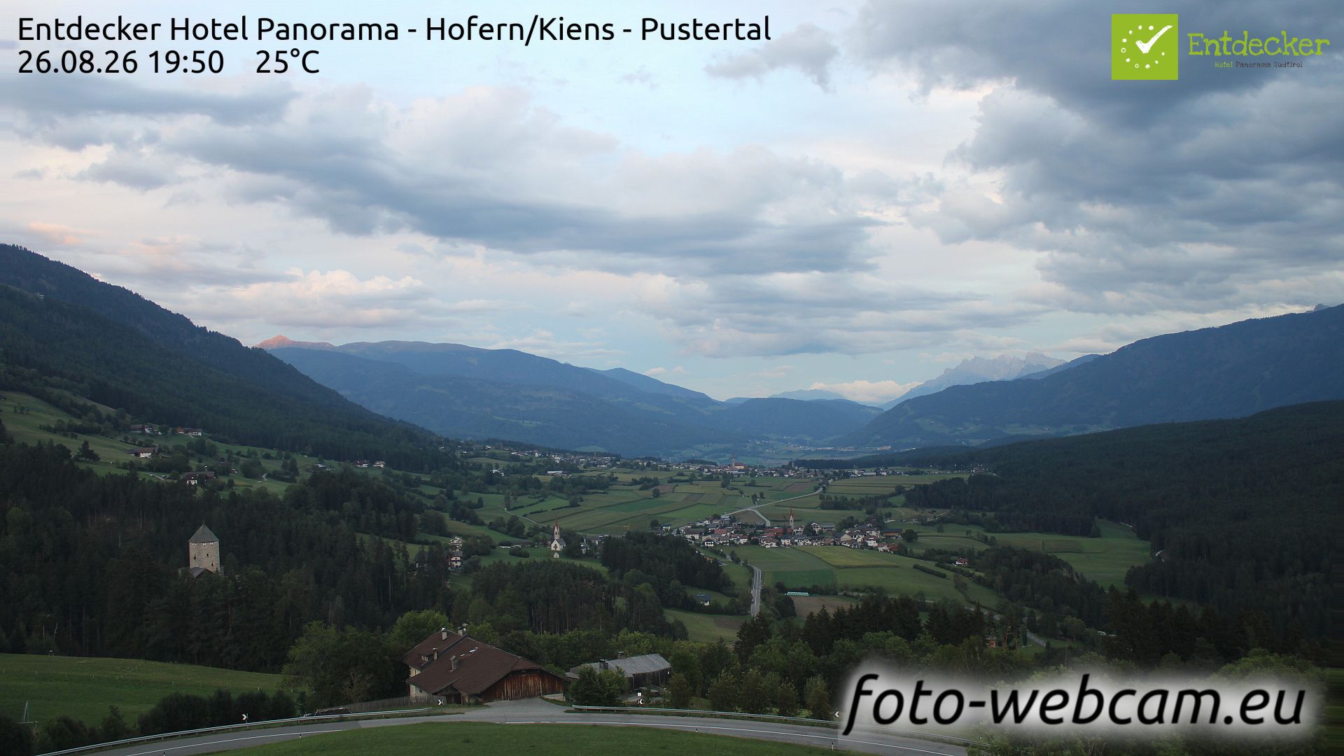 Traffic Cam Pfalzen - Falzes: Entdecker Hotel Panorama - Hofern/Kiens - Pustertal