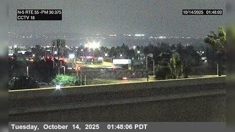 Traffic Cam Tustin › North: I-5 : SR-55