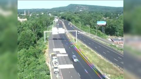 Traffic Cam Meriden › East: I-691 EB - Exit 8 Broad St